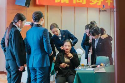 學禮儀 塑形象 筑邦鴻——鴻升商務禮儀培訓效果顯著，賦能專業禮儀服務